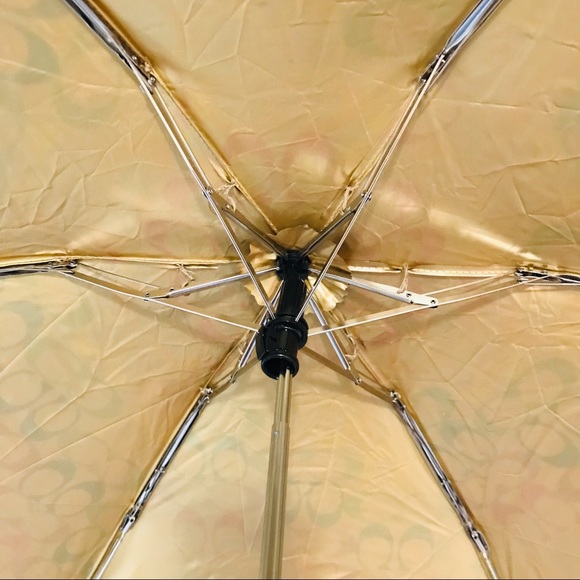 🌈 ❤️ Coach Uv Protection Mini Umbrella In Rainbow Signature *special edition* - Picture 5 of 9